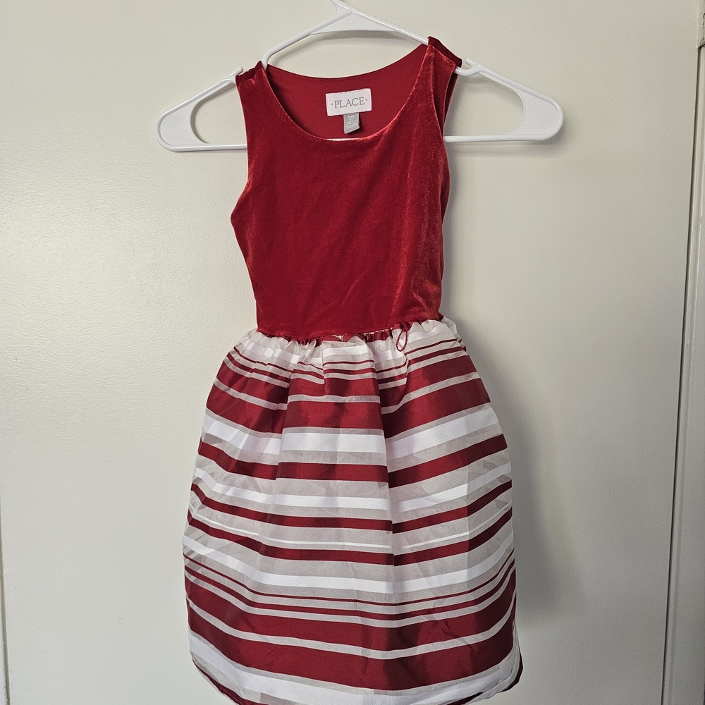 Place Elegant Red and White Striped Dress